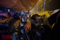 Hình ảnh khó quên khi Công an Thủ đô xuyên đêm giúp đồng bào vơi vất vả trên hành trình vạn lý về quê 