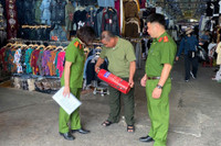 Cảnh sát PCCC Hà Nội đến từng chung cư ngăn chặn nguy cơ cháy nổ trong mùa nắng nóng