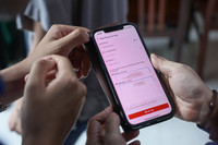 Công an Hà Nội nỗ lực triển khai cao điểm thu nhận thông tin và cấp thẻ đảng viên mới trên toàn thành phố