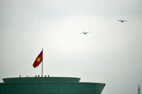 Ấn tượng ảnh trực thăng Mi-17 và máy bay vận tải Casa bay hợp luyện diễu binh ở Hà Nội