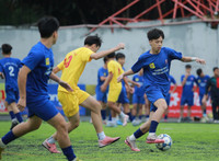 Chùm ảnh loạt trận 10h sáng 2-11