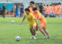 Chùm ảnh loạt trận 8h sáng 9-11