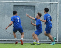 Chùm ảnh loạt trận 10h sáng 2-11