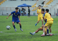 Chùm ảnh loạt trận 10h sáng 2-11