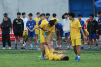 Chùm ảnh loạt trận 8h sáng 2-11