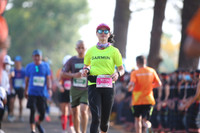 [ẢNH] Những người đẹp 'tỏa sáng' trên đường chạy Pleiku