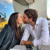 [ẢNH] Vẻ đẹp nàng thạc sĩ vừa được 'người hùng' Juventus cầu hôn