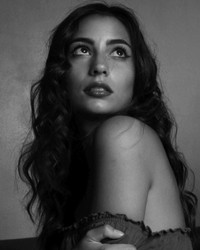 [ẢNH] Vẻ đẹp nàng thạc sĩ vừa được 'người hùng' Juventus cầu hôn