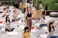 [ẢNH] Đường cong cơ thể hoàn mỹ của 'nữ thần yoga' Hàn Quốc