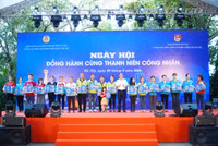 Tổ chức livestream gian hàng thanh niên công nhân tại Chương Mỹ