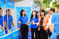 Tổ chức livestream gian hàng thanh niên công nhân tại Chương Mỹ