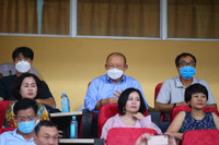 [ẢNH] Á hậu Huyền My đến sân cổ vũ 