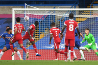 [ẢNH] HLV Lampard đã bị hàng thủ Chelsea 