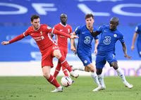 [ẢNH] HLV Lampard đã bị hàng thủ Chelsea 