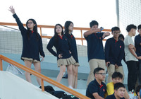 Những cổ động viên xinh đẹp, đáng yêu trên khán đài sân Xuân Đỉnh