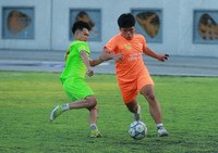 Ghi ba bàn trong 7 phút cuối, trường Tự Lập vỡ òa đi tiếp