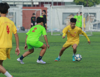 Chùm ảnh loạt trận 8h30 sáng 23-11