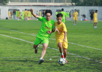 Chùm ảnh loạt trận 8h30 sáng 23-11