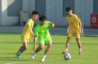 Chùm ảnh loạt trận 8h30 sáng 23-11