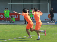 Vinschool Ocean Park và Xuân Mai cùng vào vòng 1/16 nhờ chiến thắng sít sao