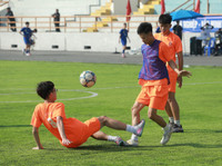 Vinschool Ocean Park và Xuân Mai cùng vào vòng 1/16 nhờ chiến thắng sít sao