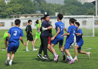 Thầy trò trường Marie Curie LB ăn mừng cảm xúc khi lần đầu vào top 32