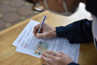 Xem học sinh lớp 12 Hà Nội phấn khởi khi được tiêm vaccine Pfizer phòng Covid-19 