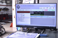 Cận cảnh điểm đo khí thải, hỗ trợ đổi xe máy cũ lấy xe mới ở Hà Nội