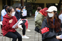 Xem học sinh lớp 12 Hà Nội phấn khởi khi được tiêm vaccine Pfizer phòng Covid-19 