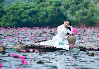 Ngỡ ngàng với cảnh đẹp như tranh của suối Yến chùa Hương mùa hoa súng tháng 11