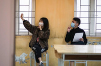 Xem học sinh lớp 12 Hà Nội phấn khởi khi được tiêm vaccine Pfizer phòng Covid-19 