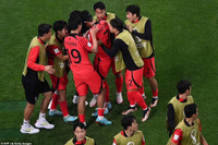 Người Hàn Quốc xuyên đêm ăn mừng kỳ tích World Cup