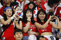 Người Hàn Quốc xuyên đêm ăn mừng kỳ tích World Cup