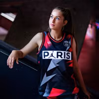 Cận cảnh vẻ đẹp nữ cầu thủ PSG bạn gái của Alphonso Davies