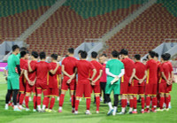 [ẢNH] Tuyển Việt Nam làm quen mặt sân 'may mắn', sẵn sàng đấu Oman