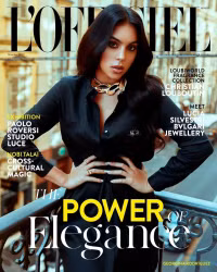 Bạn gái Ronaldo đẹp cuốn hút trên tạp chí