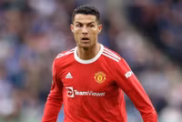 Ronaldo bất lực trong trận thua bạc nhược của M.U