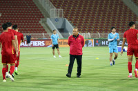 [ẢNH] Tuyển Việt Nam làm quen mặt sân 'may mắn', sẵn sàng đấu Oman