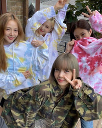 [ẢNH] Nhan sắc mỹ nhân xứ Hàn dính tin đồn hẹn hò Son Heung-min