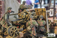 [ẢNH] Cận cảnh những khí tài quân sự khủng mang theo bao ký ức hào hùng ở Hà Nội