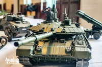 [ẢNH] Cận cảnh những khí tài quân sự khủng mang theo bao ký ức hào hùng ở Hà Nội