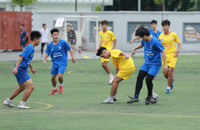 Chùm ảnh loạt trận 8h30 sáng 22-10