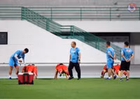 [ẢNH] ĐT Việt Nam mướt mồ hôi trong buổi tập đầu tiên ở UAE