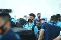 [ẢNH] ĐT Việt Nam phấn chấn lên chuyên cơ sang UAE