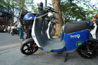 Cận cảnh xe đạp điện công cộng lần đầu có mặt và đang được trải nghiệm miễn phí ở Hà Nội