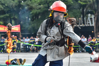 Xem Cảnh sát PCCC tranh tài thi tiếp sức cứu người và chữa cháy