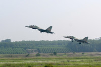 Phi công ‘Hổ mang chúa’ Su-30MK2 tự hào khi hoàn thành xuất sắc nhiệm vụ ngày 30/4