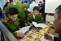 Toàn cảnh phiên giao dịch việc làm đặc biệt dành cho chiến sỹ nghĩa vụ CATP Hà Nội