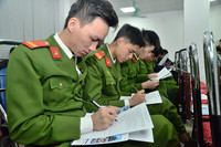 Toàn cảnh phiên giao dịch việc làm đặc biệt dành cho chiến sỹ nghĩa vụ CATP Hà Nội