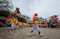 Thanh niên mang sớ đổ về Văn Miếu - Quốc Tử Giám cầu đỗ đạt, thành danh